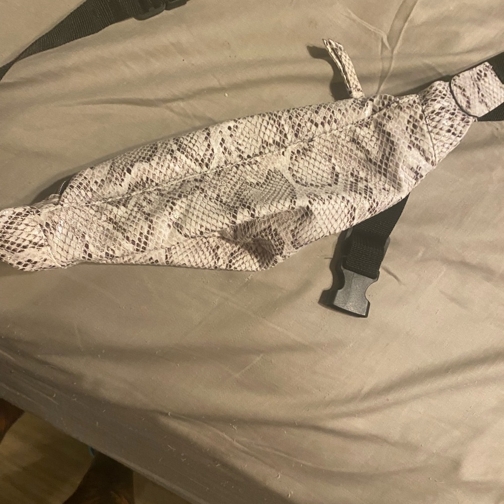 Fanny pack - Picture 3 of 4